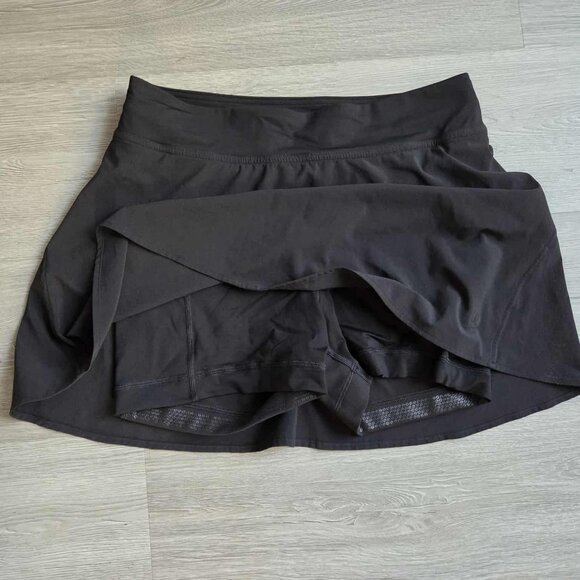 Black Lululemon Lightweight High-Rise Tennis Skirt SZ 8 - Picture 4 of 7